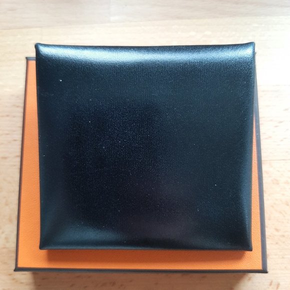 NWOT Hermes Black Box Leather Bastia Change Purse - Picture 4 of 6